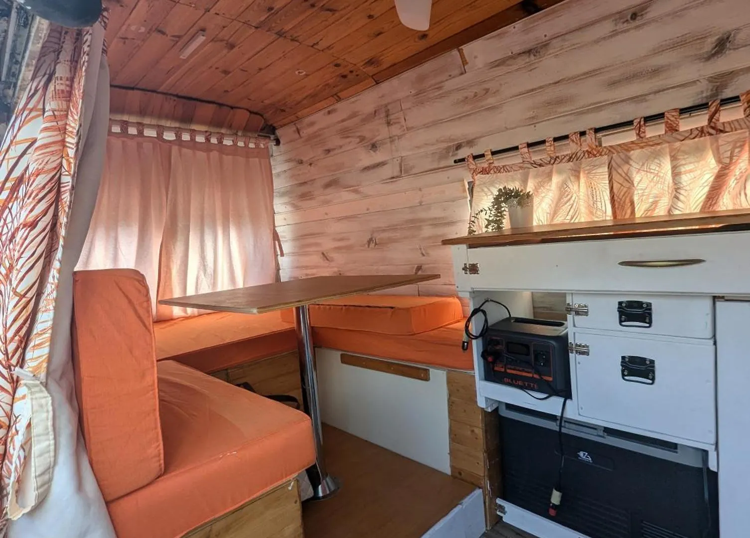 Campervans El Médano Camping